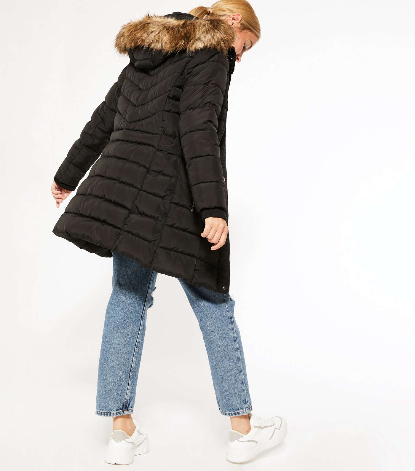 Petite Black Faux Fur Hood Tab Waist Puffer Jacket Image 4