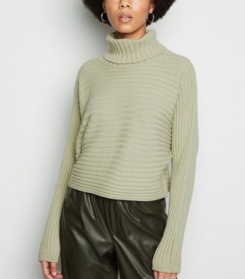 roll neck cropped jumper