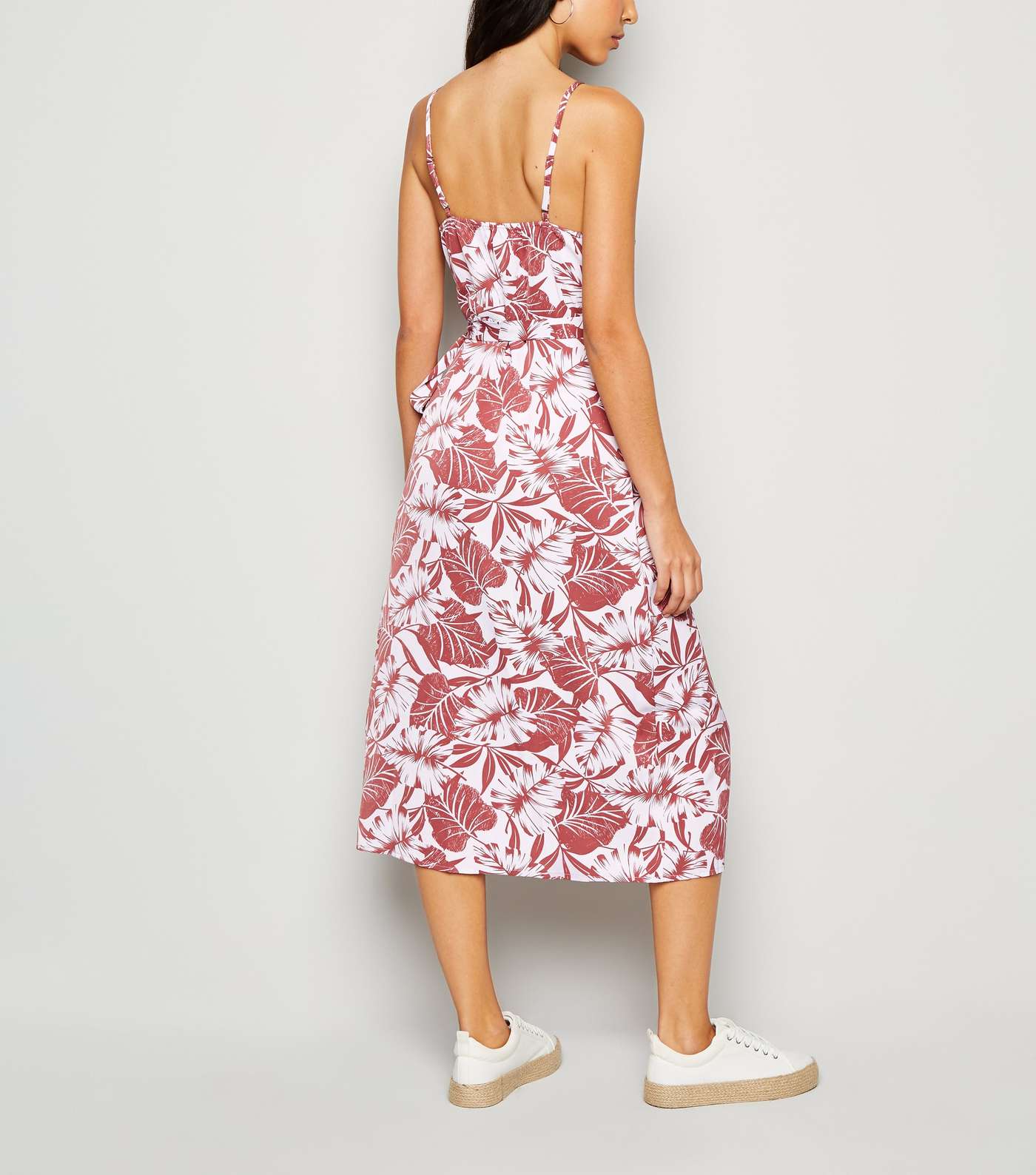 Urban Bliss Lilac Tropical Print Midi Dress Image 3