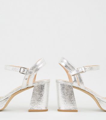 wide fit metallic shoes