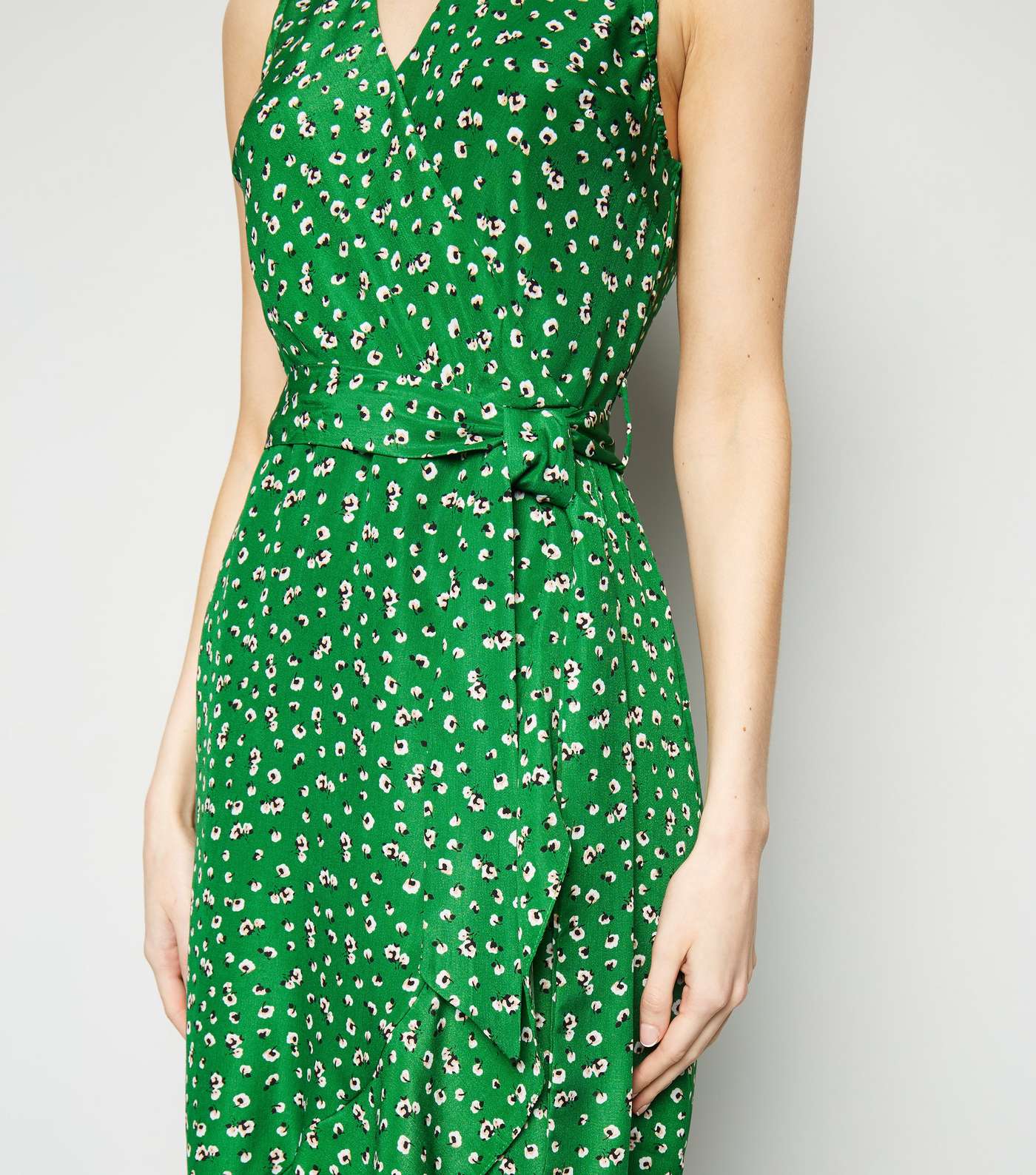 AX Paris Green Floral Ruffle Hem Dress Image 3