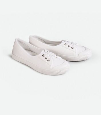 Girls white best sale canvas trainers