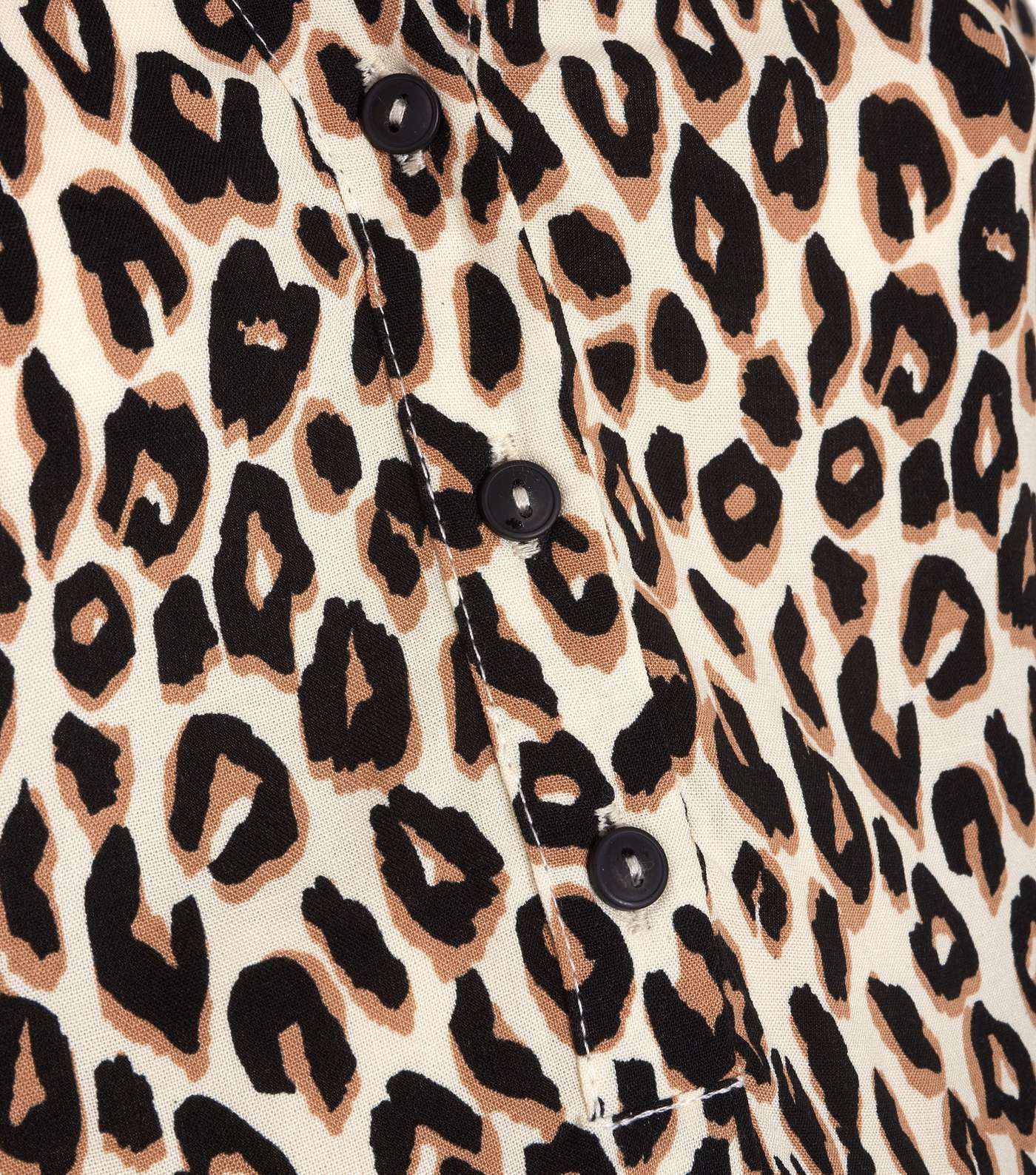 Maternity Cream Leopard Print Short Sleeve Shirt Image 3