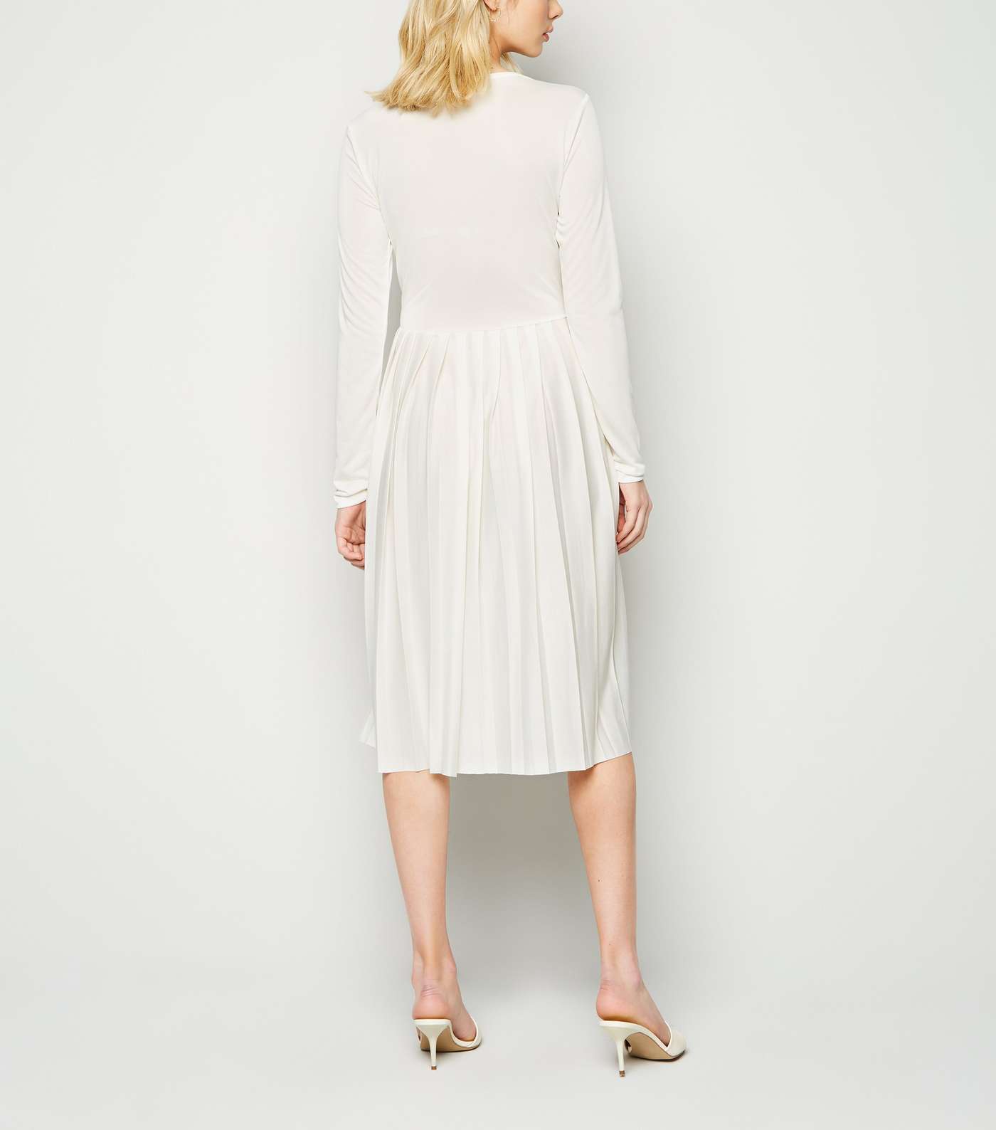 NA-KD White Long Sleeve Pleated Midi Dress Image 2