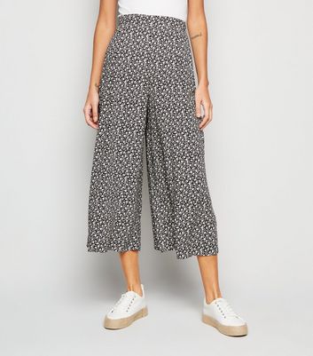 new look patterned trousers