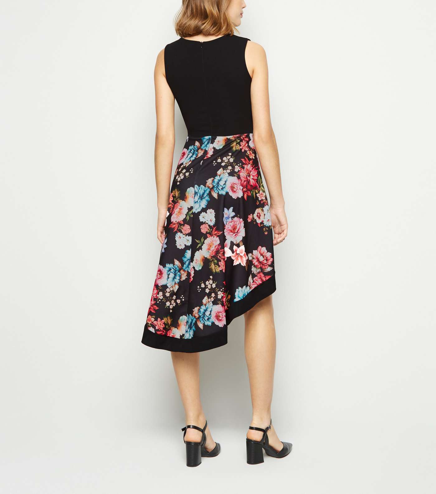 Mela Black Floral Dip Hem Sleeveless Dress Image 3