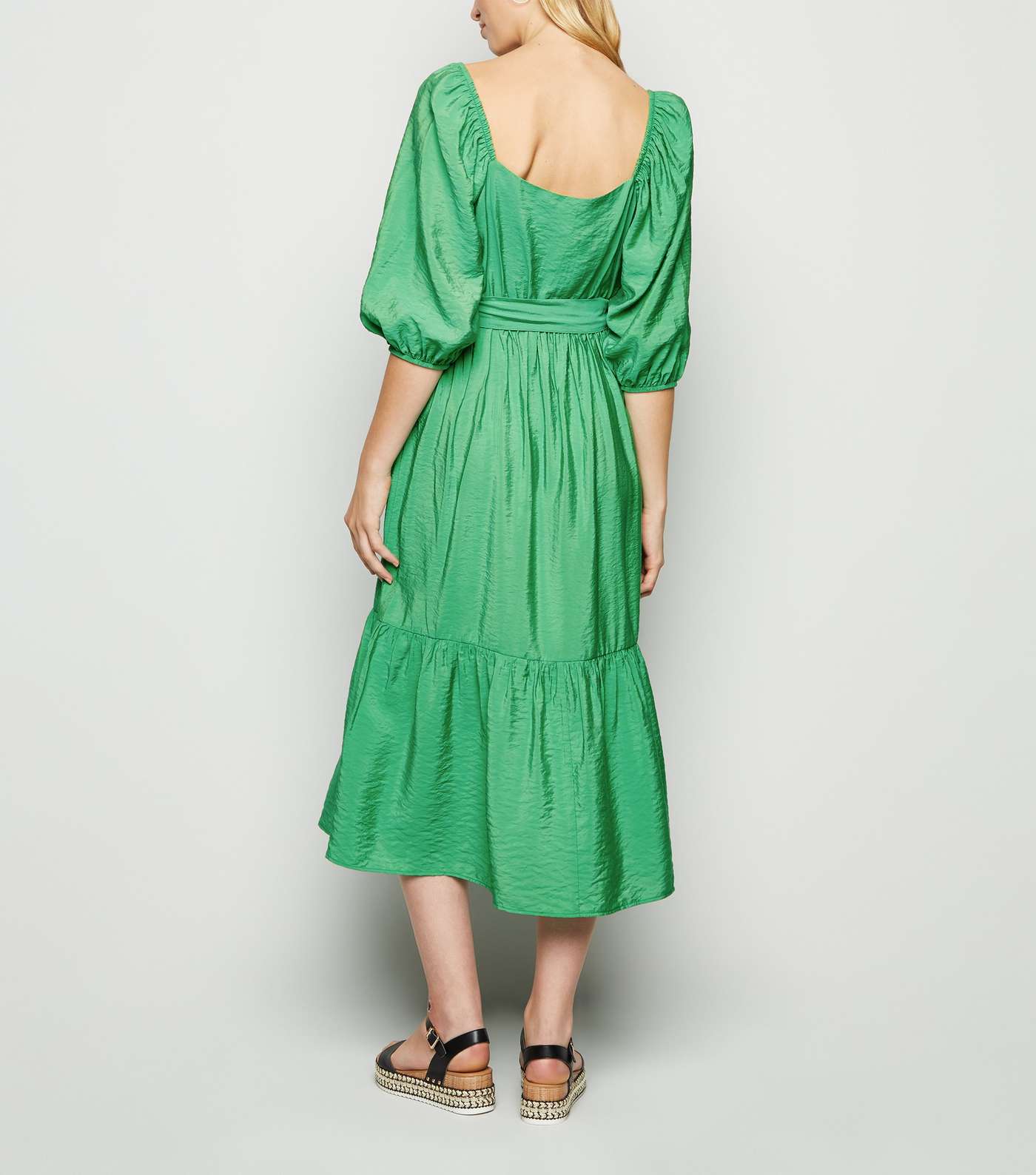 Green Puff Sleeve Tiered Midi Dress Image 3