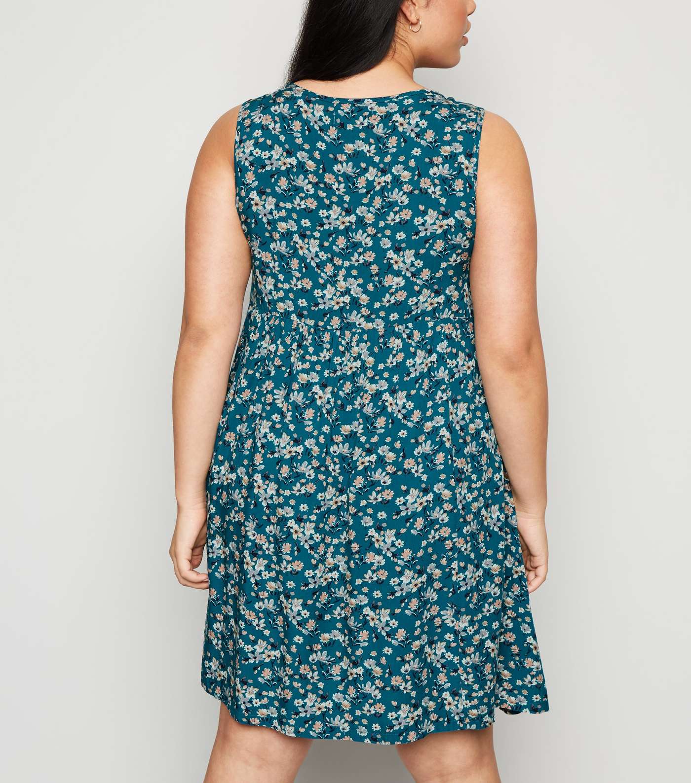 Apricot Curves Green Ditsy Floral Dress Image 3
