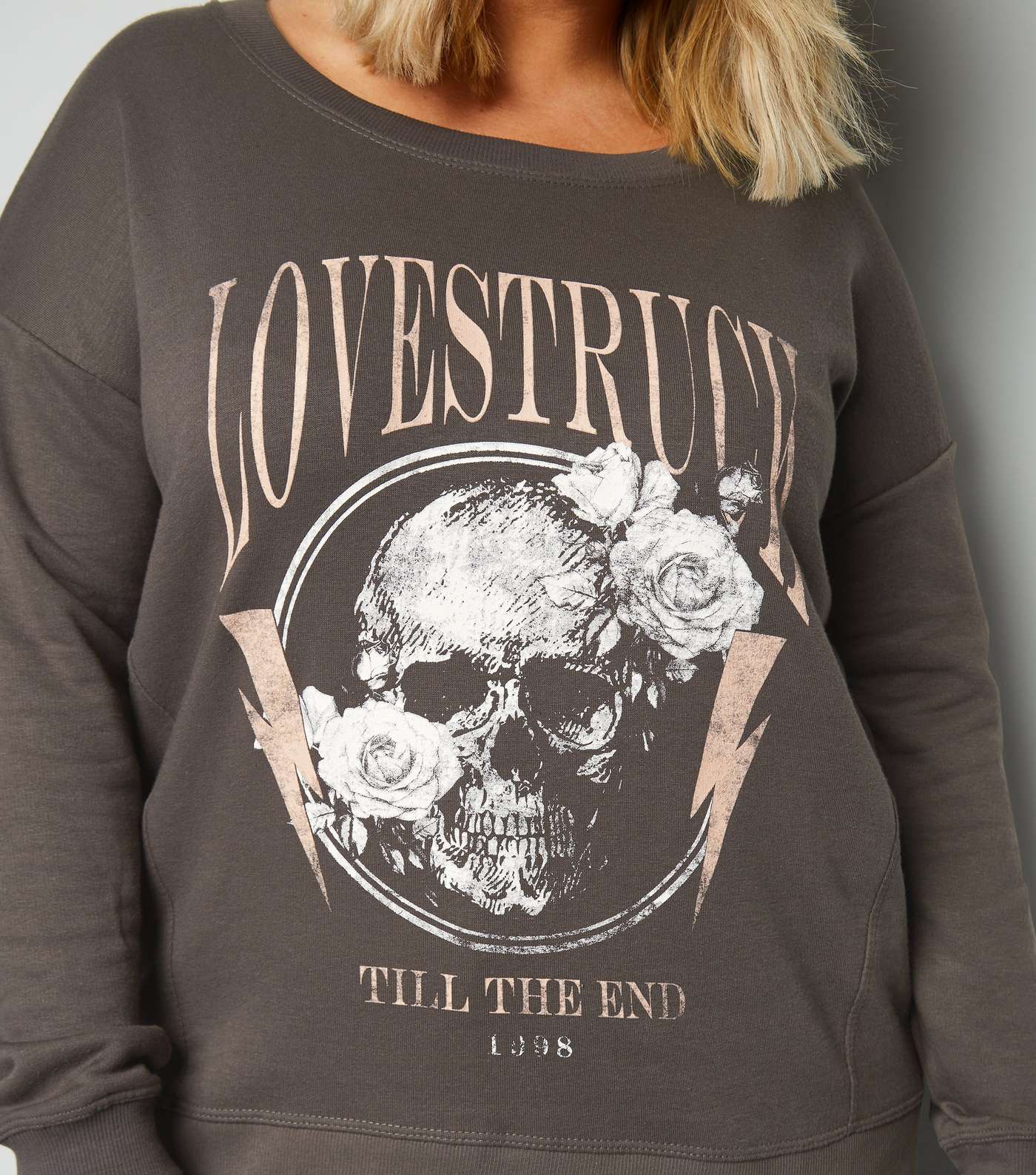 Curves Grey Skull Lovestruck Slogan Sweatshirt  Image 5