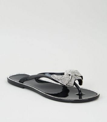 Amazon.com | TruFox Womens Flip Flops Flat Sandal with Bow Cute Dressy  Summer Jelly Sandals, Black, 6 | Flats