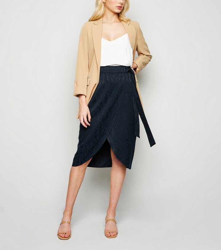 The Tie-waist Jacquard Skirt