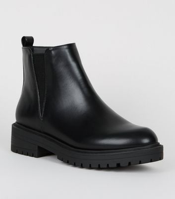 new look chunky flat boots in black