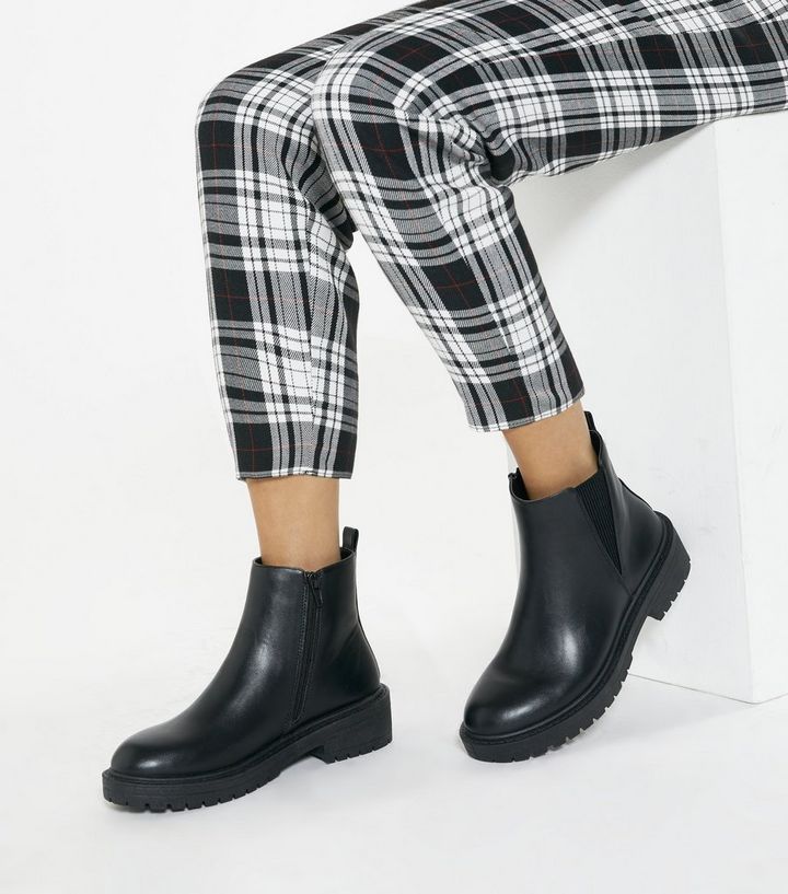 New Look Wide Fit Chunky Heeled Chelsea Boot In | clinicadamama.com.br