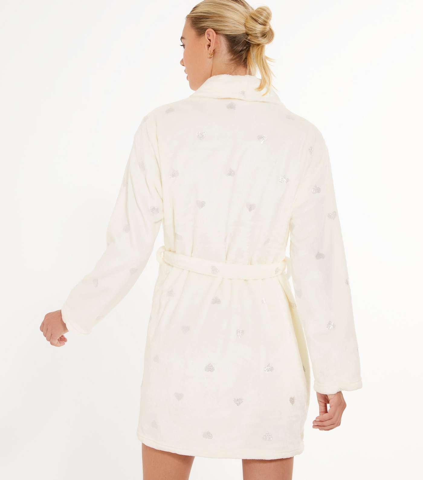 Off White Heart Glitter Fluffy Dressing Gown Image 4