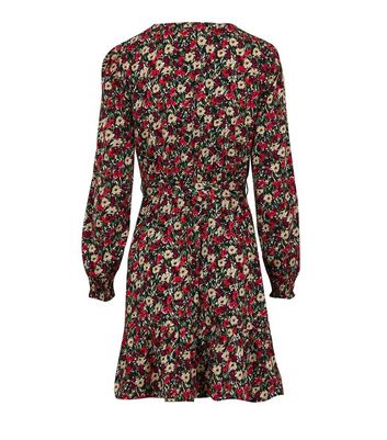 Image of Red Floral Puff Sleeve Belted Tea Dress New Look