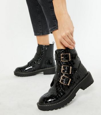 chunky buckle shoes