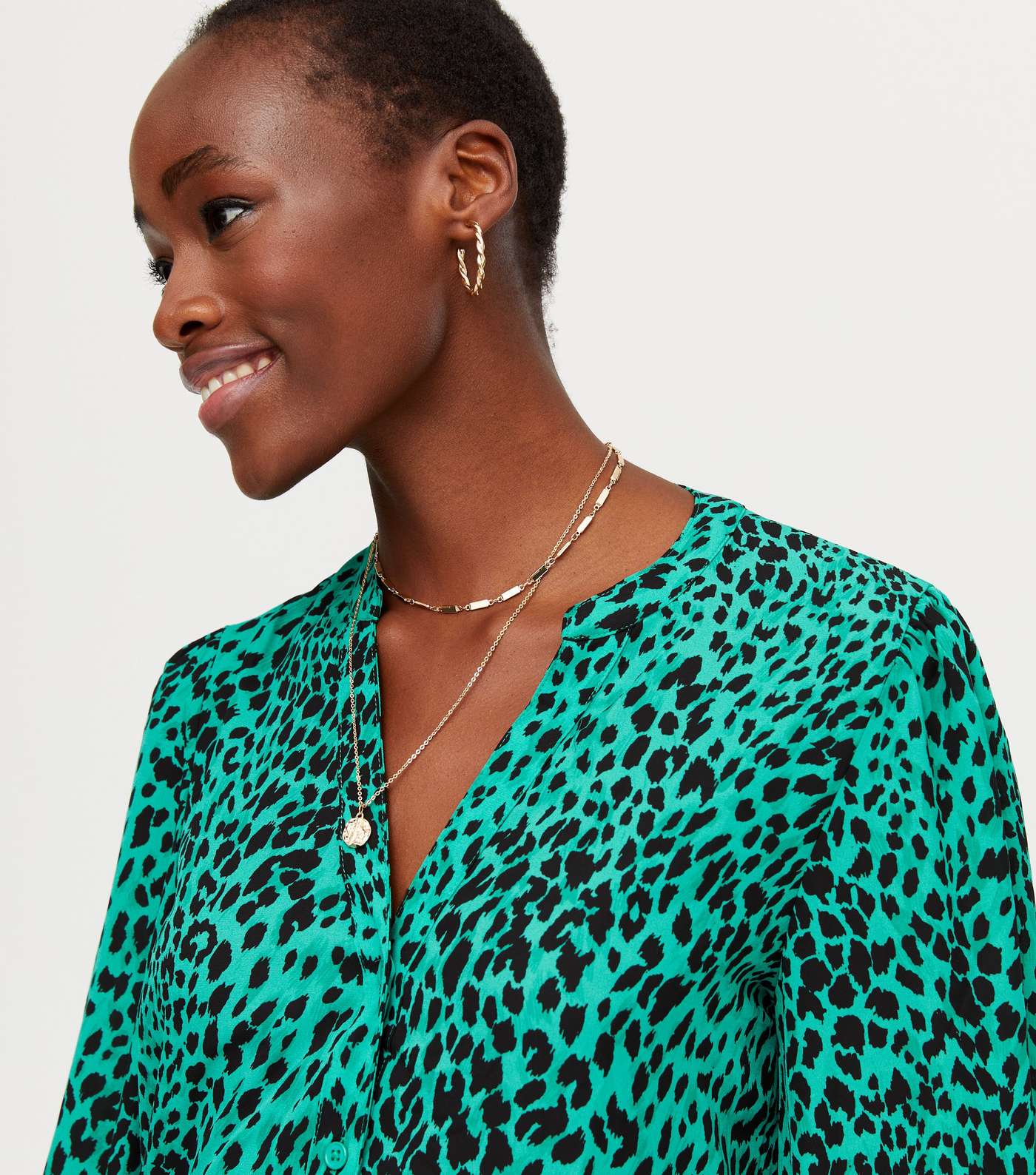 Tall Green Leopard Print Puff Sleeve Long Shirt Image 4