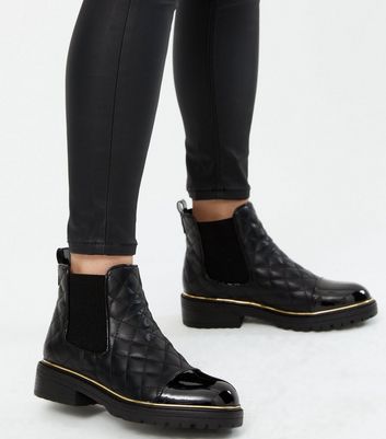 Black quilted patent toe chelsea boots Clearance