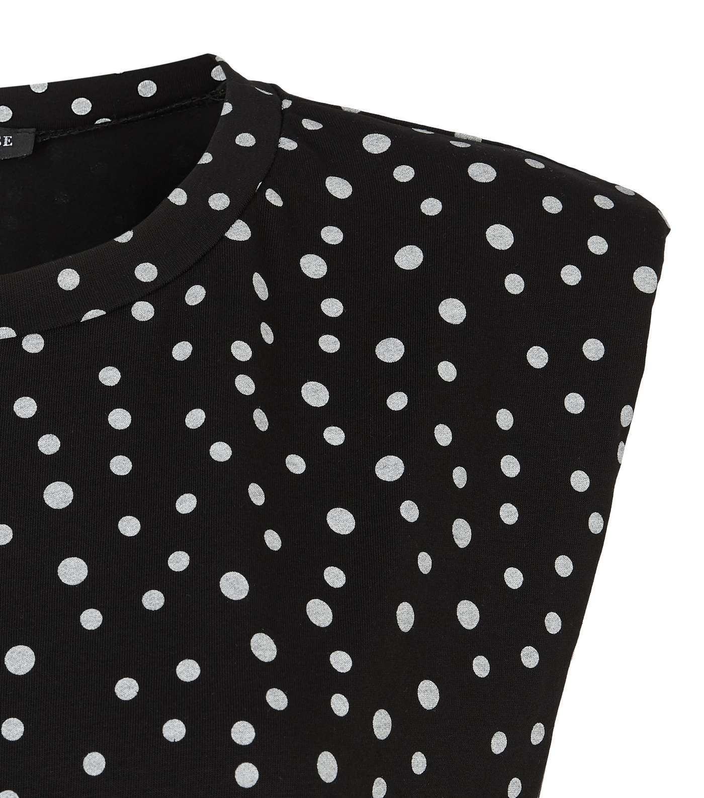Cameo Rose Black Spot Shoulder Pad T-Shirt Image 3