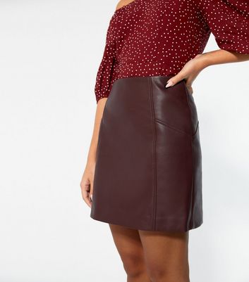 Burgundy leather outlet skirt new look