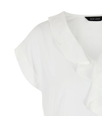 Off White Ruffle Short Sleeve Blouse Off White Ruffle Short Sleeve Blouse