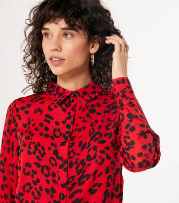 leopard red shirt