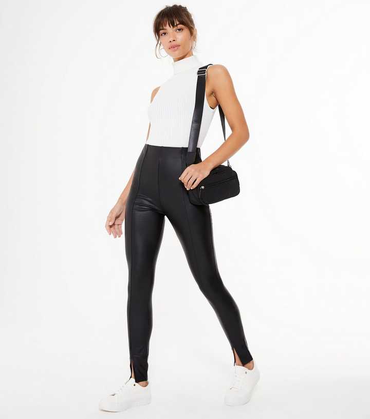 https://media3.newlookassets.com/i/newlook/668159301/womens/clothing/leggings/black-leather-look-split-front-leggings.jpg?strip=true&qlt=50&w=720