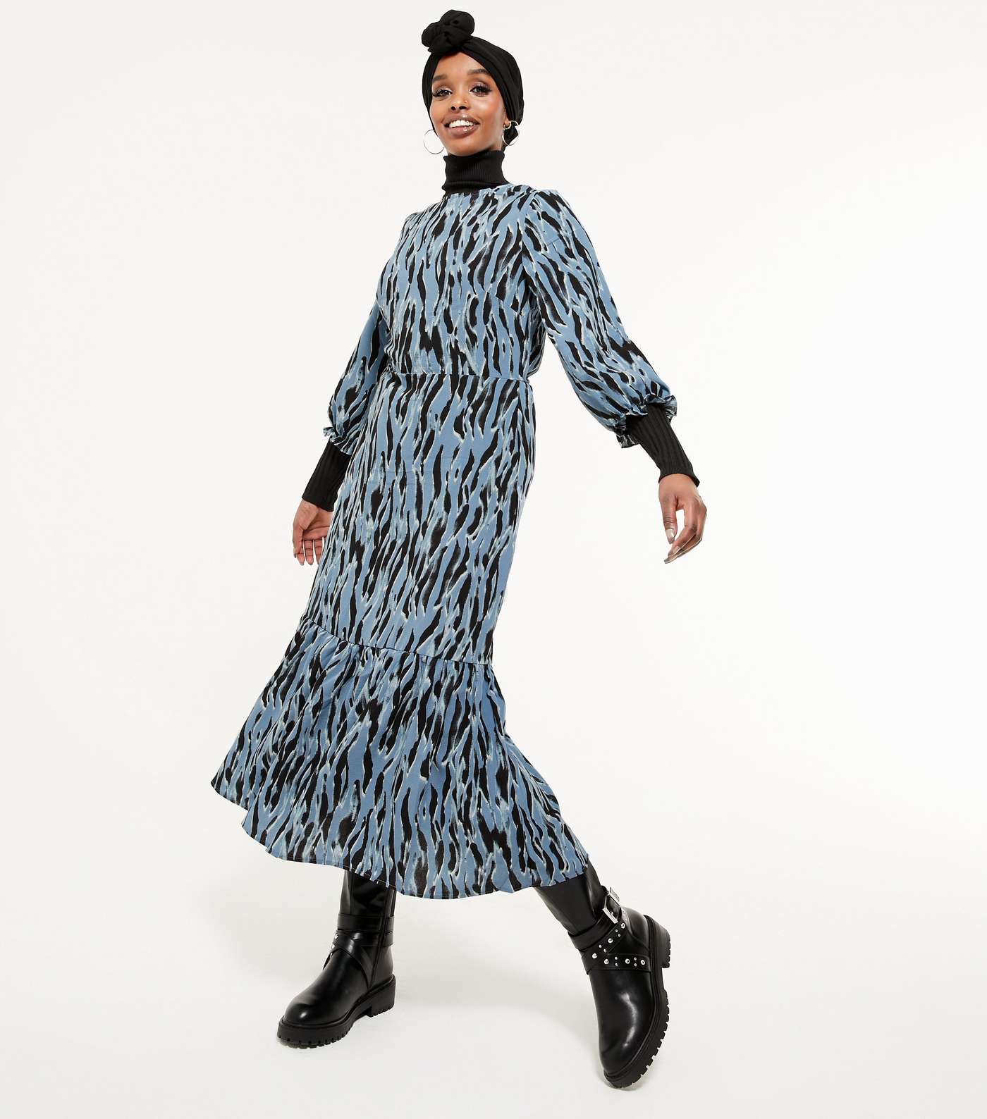 Blue Zebra Print Tiered Midi Dress Image 2