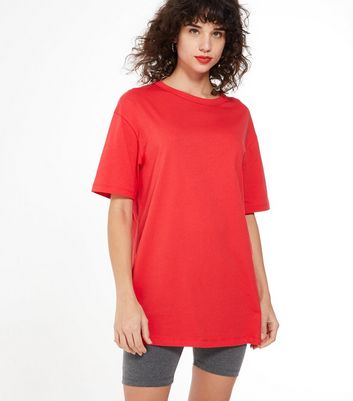 Red oversized best sale t shirt dress