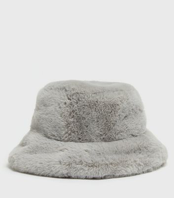 grey faux fur bucket hat