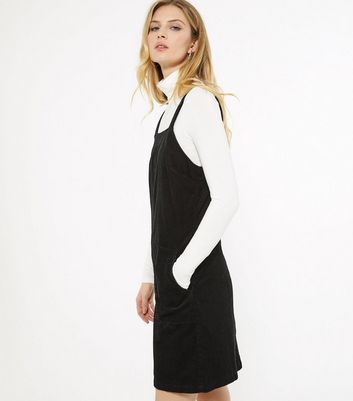 New look outlet black pinafore