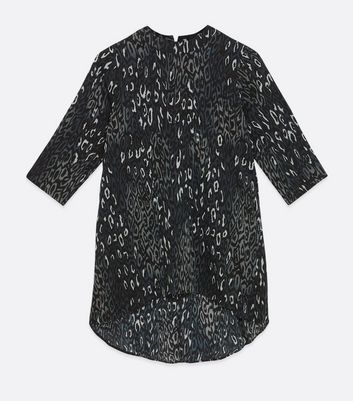 Image of Mela Dark Grey Leopard Print Tunic Top New Look