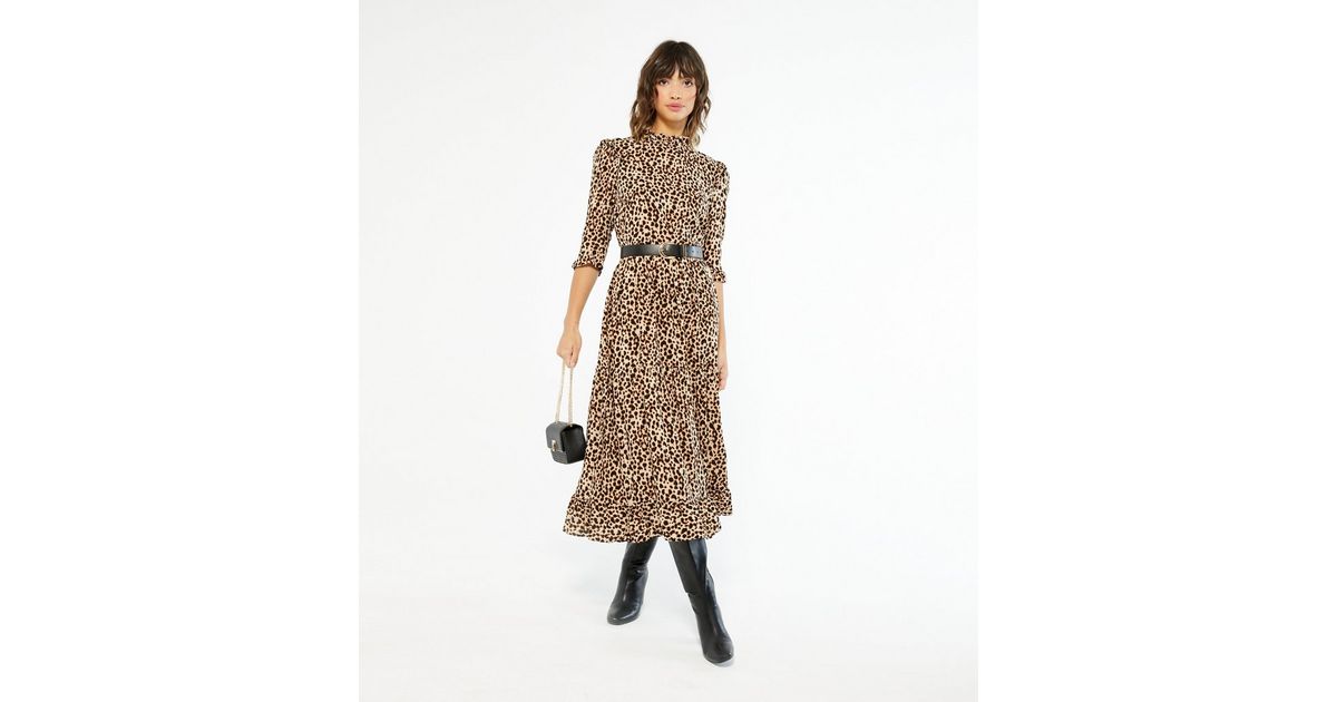 Download Brown Leopard Print Tiered Hem Midi Dress | New Look