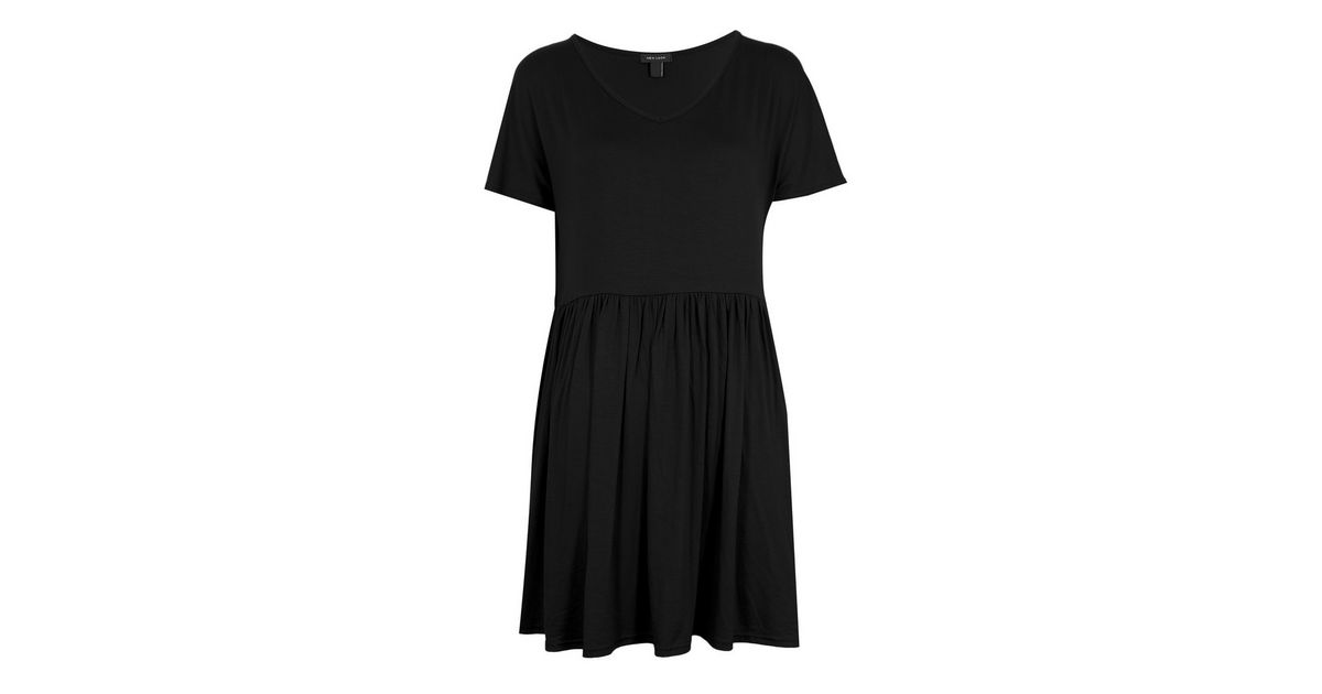 Black Jersey Short Sleeve Skater Dress | New Look