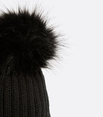 ladies black fur bobble hat