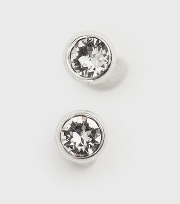 round stud earrings for women