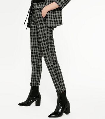 Image of Black Check Slim Leg Trousers New Look