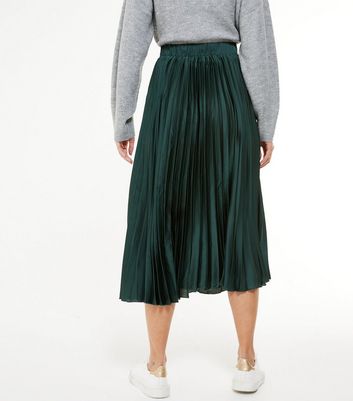 green pleated skirt new look