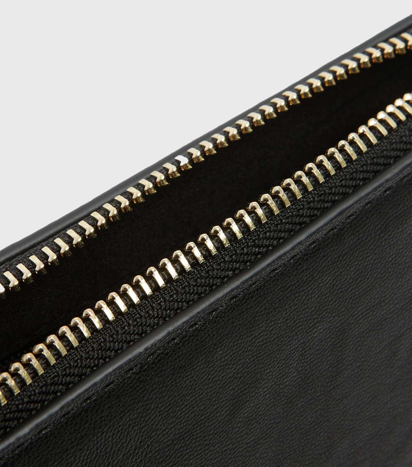 Black Chunky Chain Shoulder Bag Image 3
