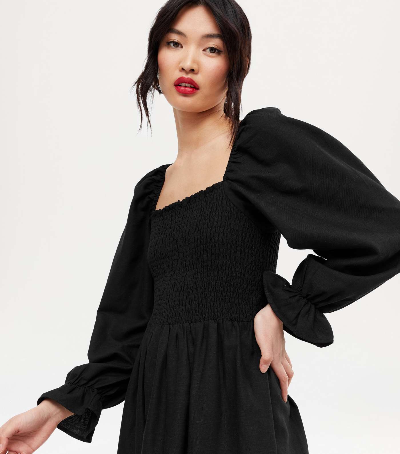 Black Shirred Puff Sleeve Midi Dress  Image 3