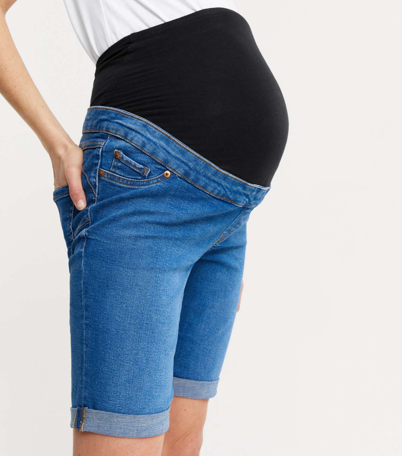 Maternity Blue Denim Lift & Shape Over Bump Knee Shorts Image 4