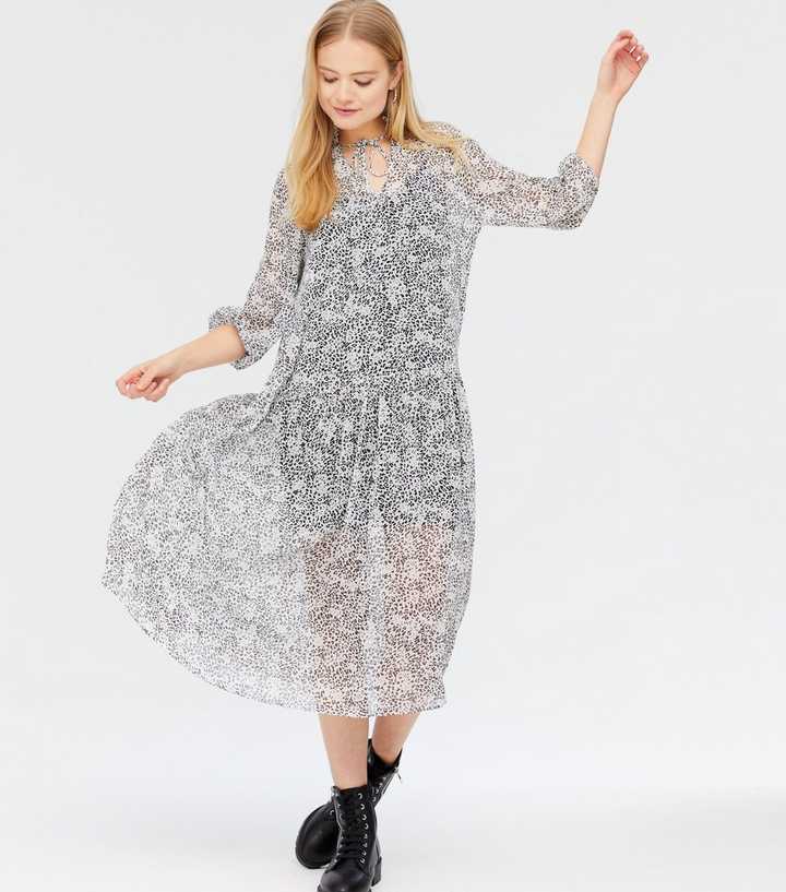 Penele Ditsy Print Chiffon Midi Dress | atelier-yuwa.ciao.jp