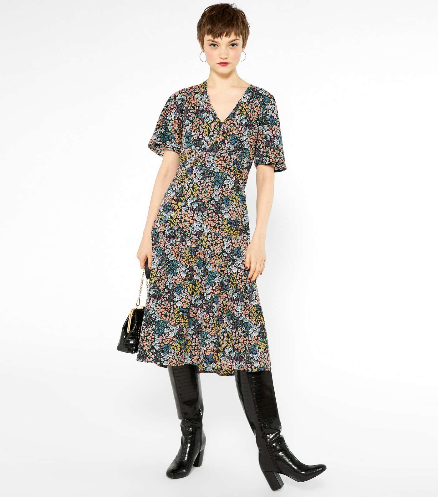 Black Ditsy Floral Short Sleeve Tiered Midi Dress Image 2