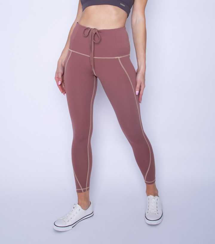 https://media3.newlookassets.com/i/newlook/676440194/womens/clothing/leggings/sculpt-mink-exposed-seam-sports-leggings.jpg?strip=true&qlt=50&w=720