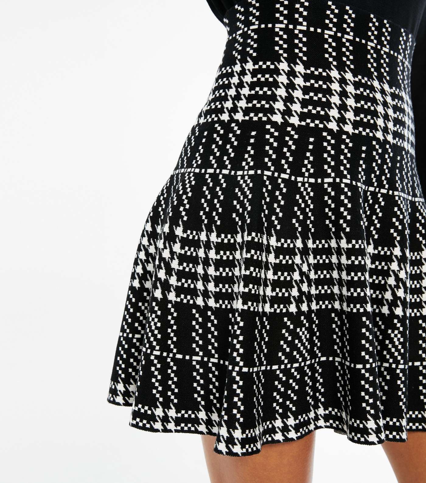 Black Check Mini Flippy Skirt  Image 4