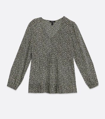 Click to view product details and reviews for Petite Black Ditsy Floral Tea Blouse New Look.
