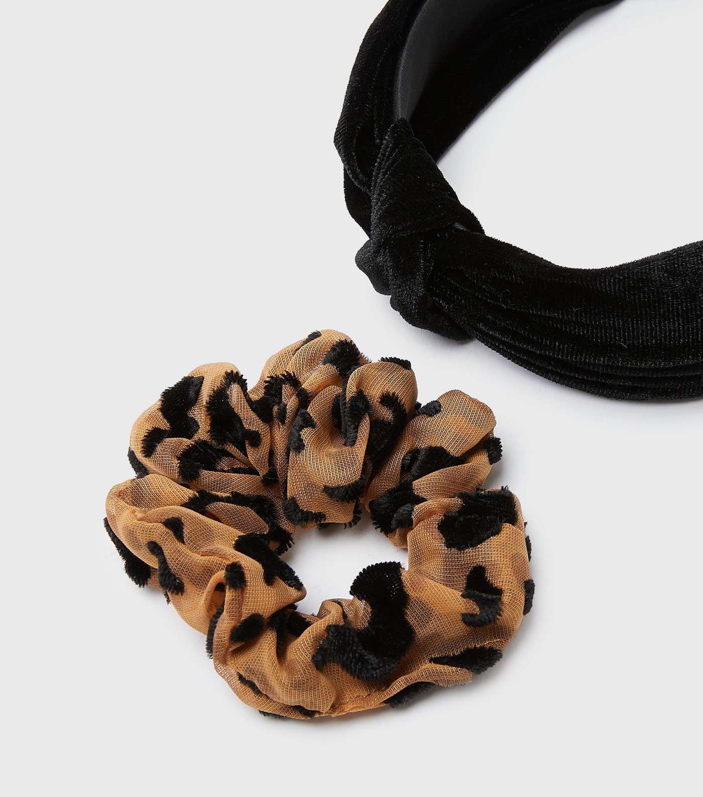2 Pack Black Headband and Leopard Print Scrunchie Image 3