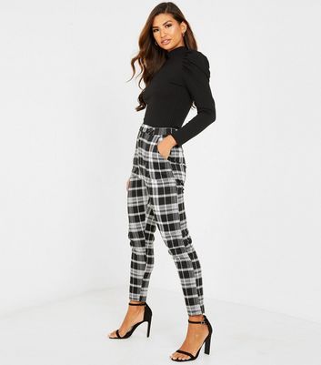 I AM FOR YOU Women Black  OffWhite Checked Trousers