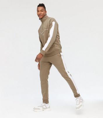 Nike tracksuit cheap with stripe