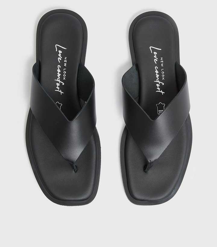 https://media3.newlookassets.com/i/newlook/680194601/womens/footwear/shoes/sandals/black-leather-flip-flops.jpg?strip=true&qlt=50&w=720
